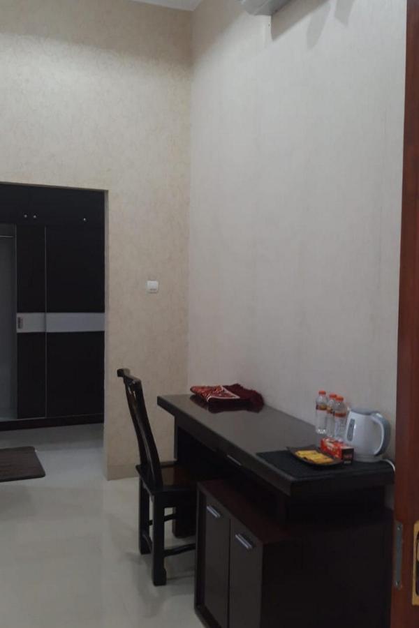 Koolkost At Tenggilis - Minimum Stay 30 Nights Surabaya Exterior foto