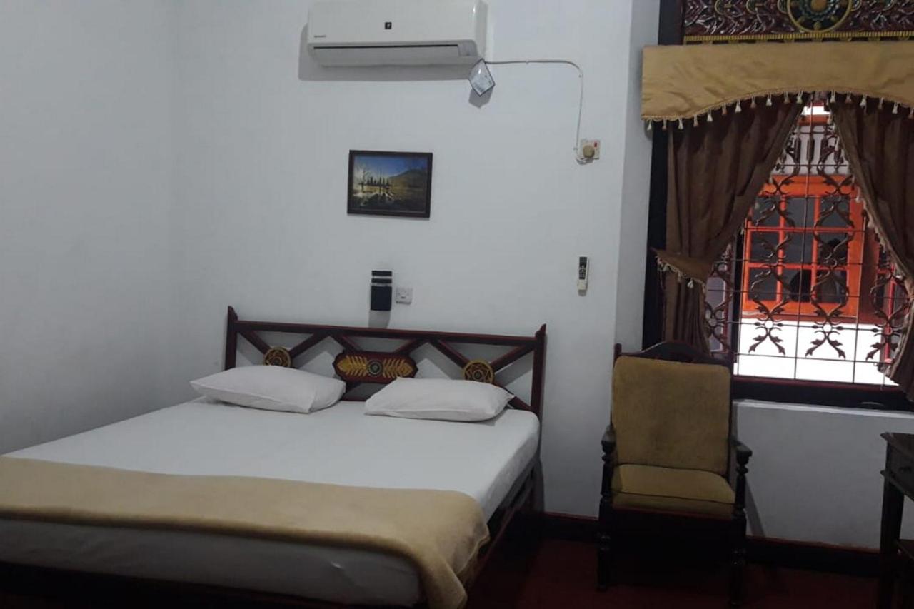 Koolkost At Tenggilis - Minimum Stay 30 Nights Surabaya Exterior foto